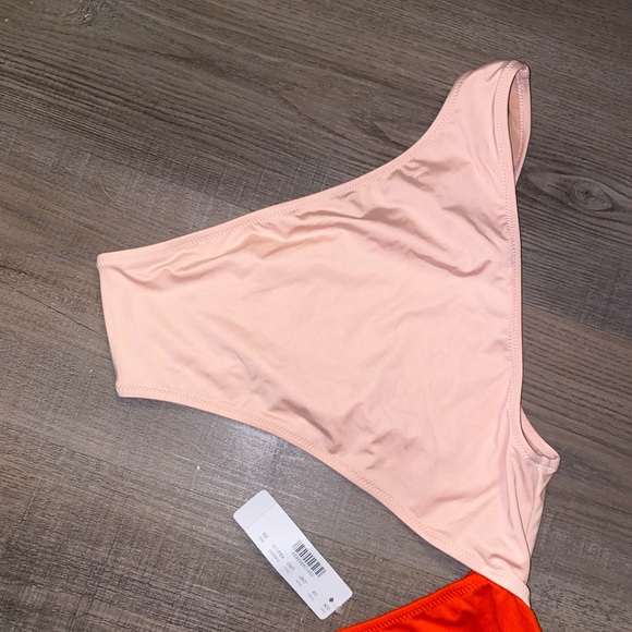 One Shoulder Color Block Swimsuit - Picture 7 of 7